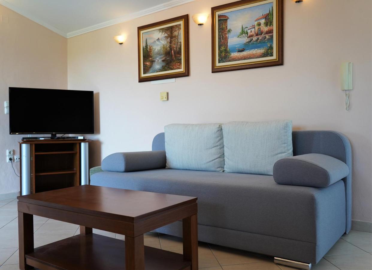 פארגה Villa Ilias מראה חיצוני תמונה